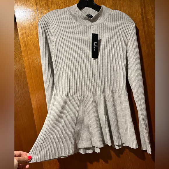 Grey turtleneck peplum sweater top - Picture 3 of 5